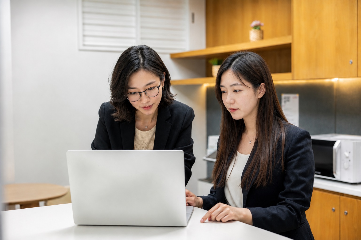 1:1 multilingual coordinator